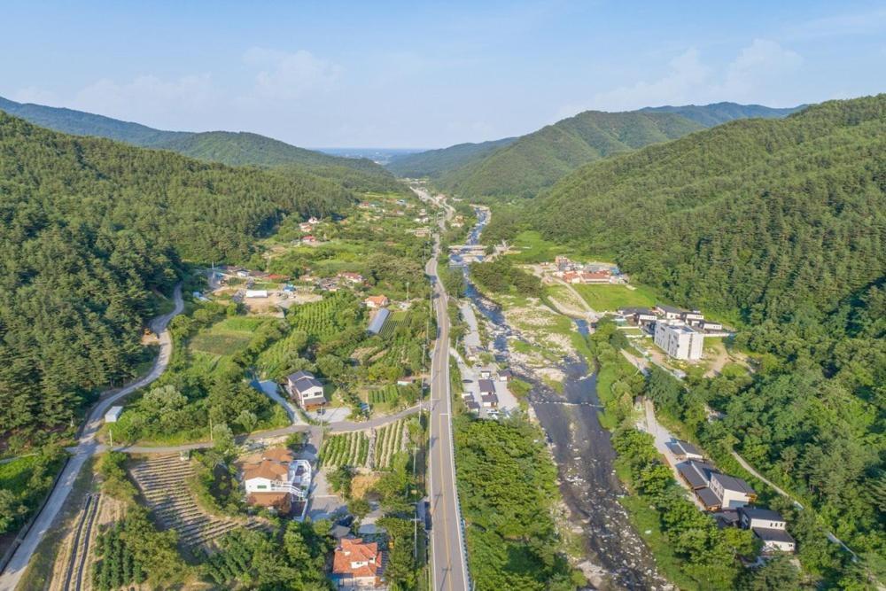 Hotel Gangneung Chunja Yeoinsook Exterior foto